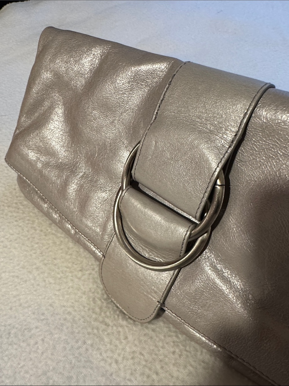 Hobo International Madeline Clutch silver metallic - Picture 5 of 12